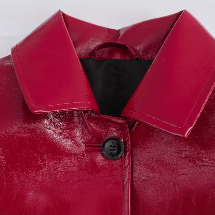 Damen Glänzende Kunstleder-Blusenjacke im Boxy‑Schnitt mit Hemdkragen Echo Archiv