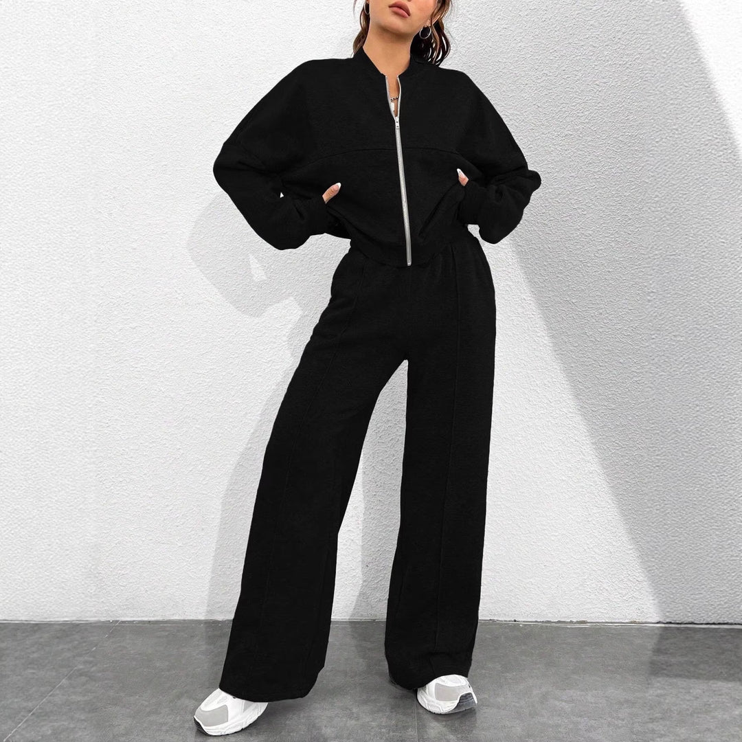 Damen Loungewear-Set mit kurzem Reißverschluss-Bomber und weiter High-Waist Jogginghose – Élanora