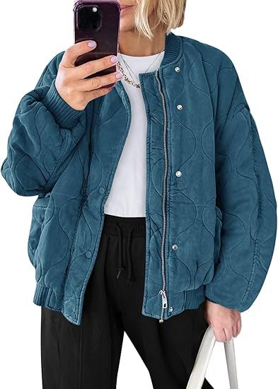 Damen Gepolsterte Oversize-Stepp-Bomberjacke mit Rippbündchen und dekorativer Ziersteppung Echo Archiv