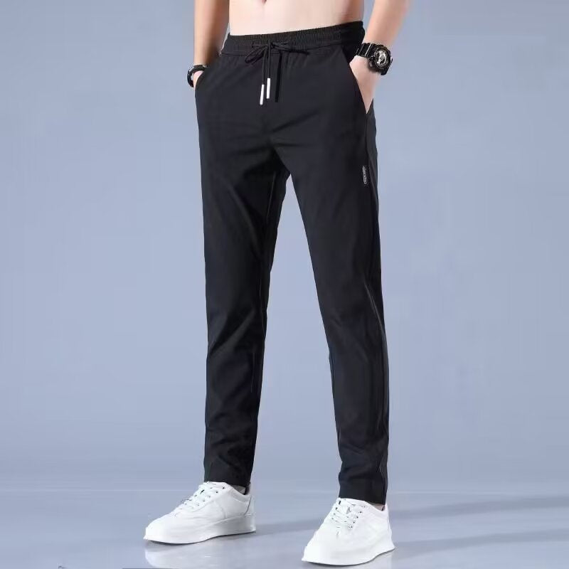 Herren Sportliche Jogginghose mit funktionalem Design Echoarchiv