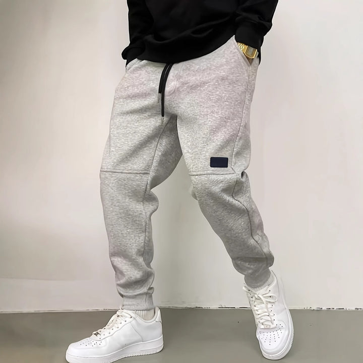 Herren Sportliche Jogginghose mit innovativen Taschen Echoarchiv