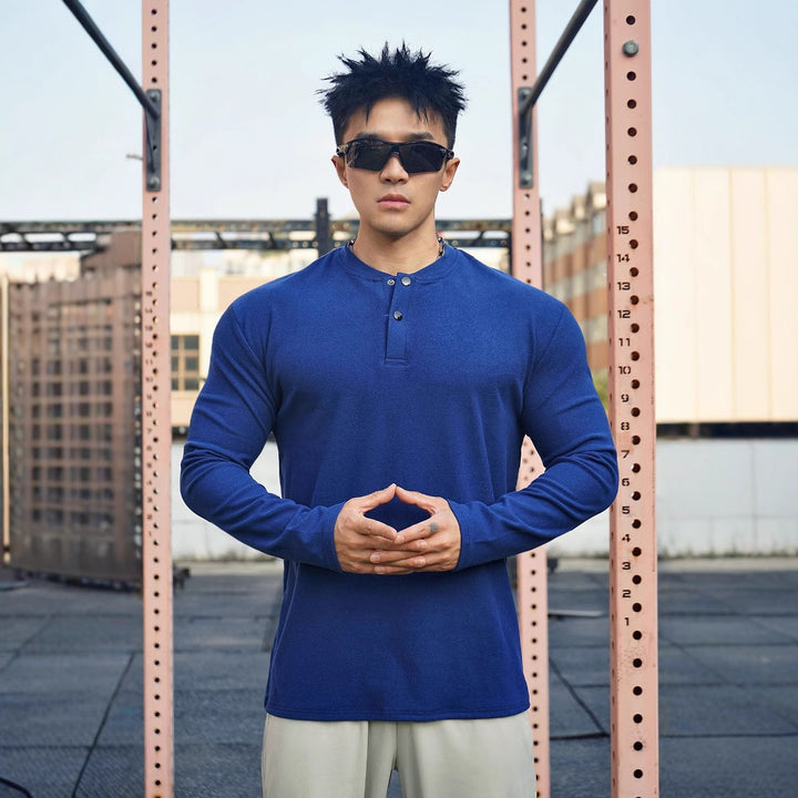 Herren Langarm Henley-Shirt aus atmungsaktivem Material mit knöpfbarem Ausschnitt Echoarchiv
