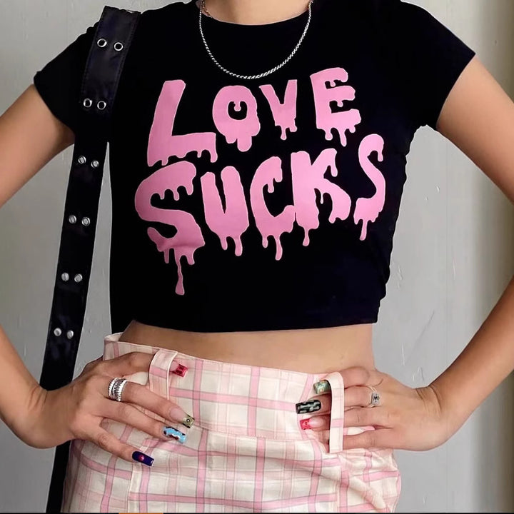 Damen T-Shirt mit kreativem Schlüsselherz-Motiv und modernem Print Echo Archiv