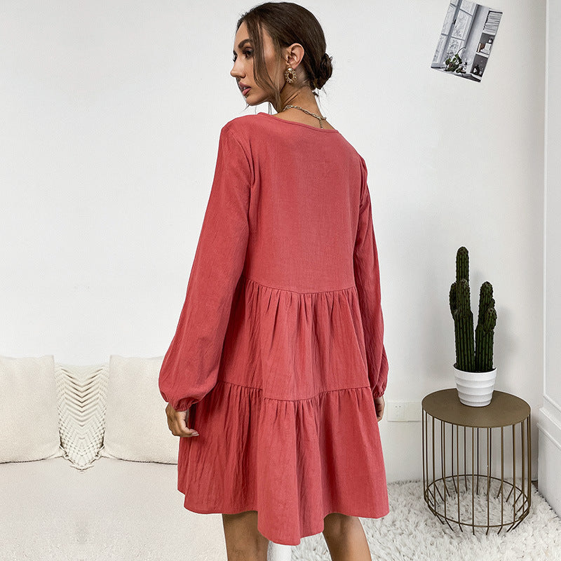 Damen Lockeres Cord-Volantkleid mit Stufenrock & Zierknopfleiste – Valéora