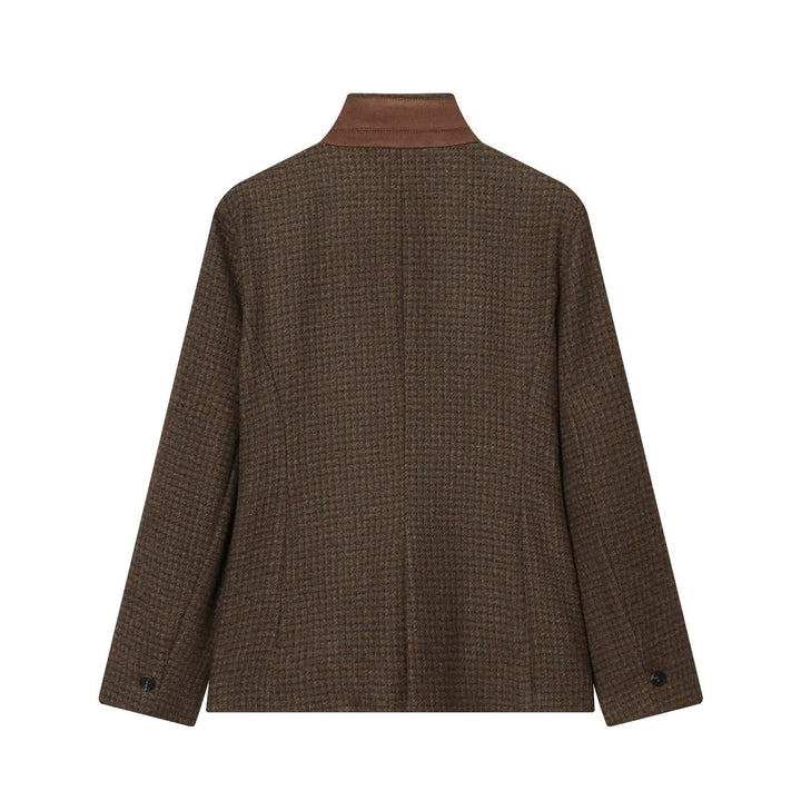 Damen Kurzer Tweedblazer mit Stehkragen, Knopfleiste und Pattentaschen Echo Archiv