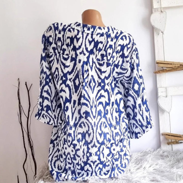 Damen nan locker geschnittene Tunika-Bluse mit Ikat‑Muster, V‑Ausschnitt und Dreiviertelärmeln Echo Archiv