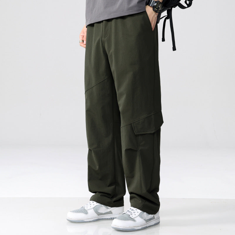 Herren Cargo-Hose im Utility-Look mit Relaxed-Fit, Mehrfach-Beintaschen und elastischem Bund Echoarchiv