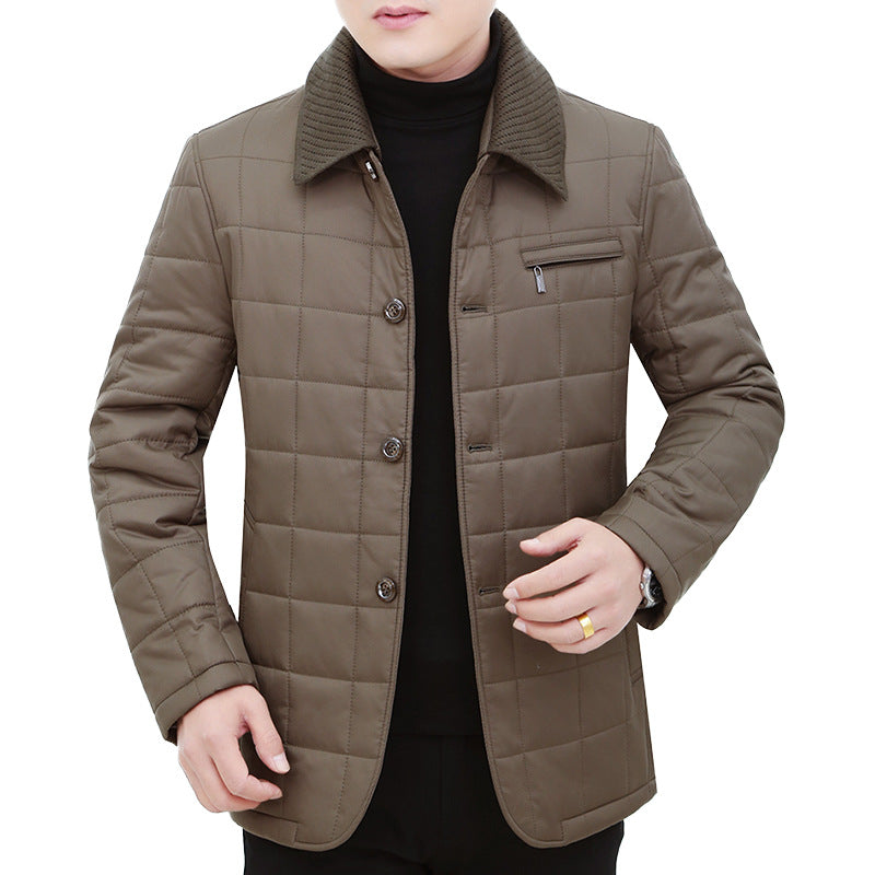 Herren Steppjacke mit Boxsteppung, Cordkragen und Brust-Reißverschlusstasche – Taviero