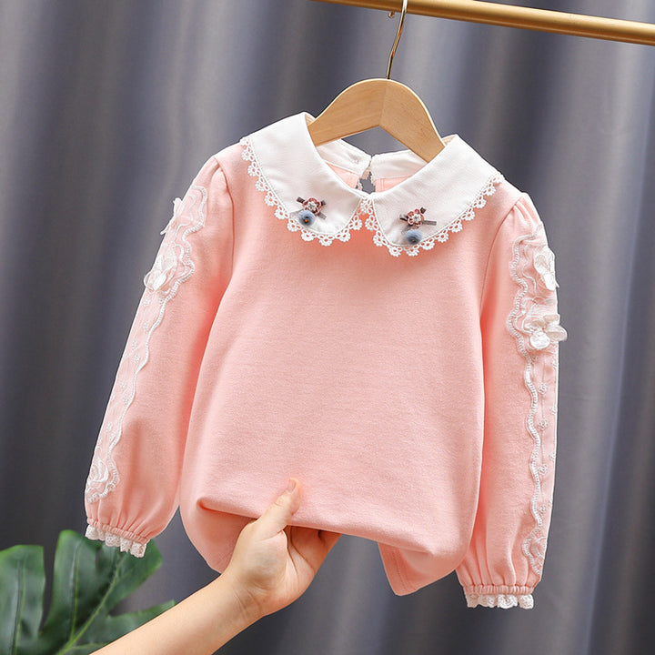 Mädchen Bluse mit elegantem Spitzenkragen und filigranen Akzenten Echo Archiv