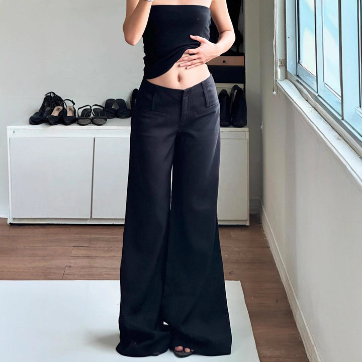 Damen Weite Flared-Hose mit hohem Bund und seitlichen Taschen Echo Archiv