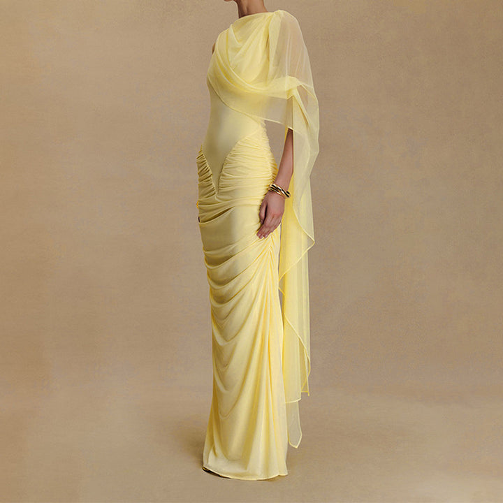 Damen Glamouröses Abendkleid mit asymmetrischem Dekolleté und elegantem Drapierungsdesign Echo Archiv