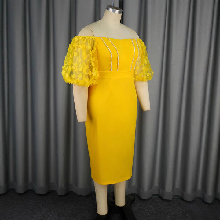 Damen figurbetontes Kleid mit verzierten Puffärmeln und Perlenakzenten Echo Archiv