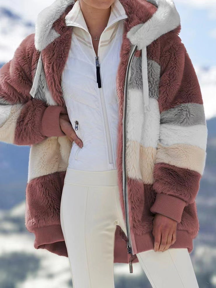 Damen nan oversized gefütterte Kunstfelljacke mit Kapuze, Blockstreifen und gerippten Bündchen Echo Archiv