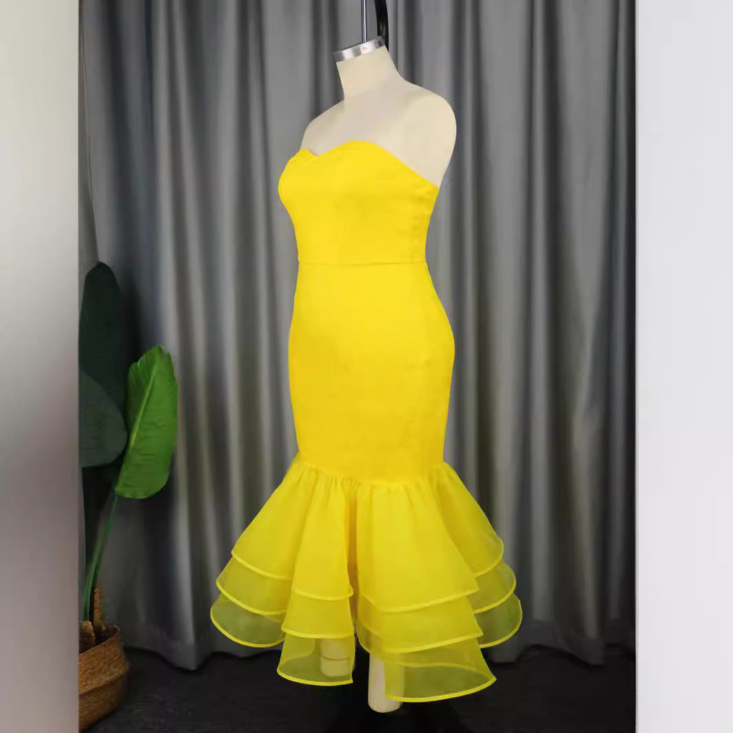 Damen Elegantes Mermaid-Kleid mit Rüschenabsatz Echo Archiv