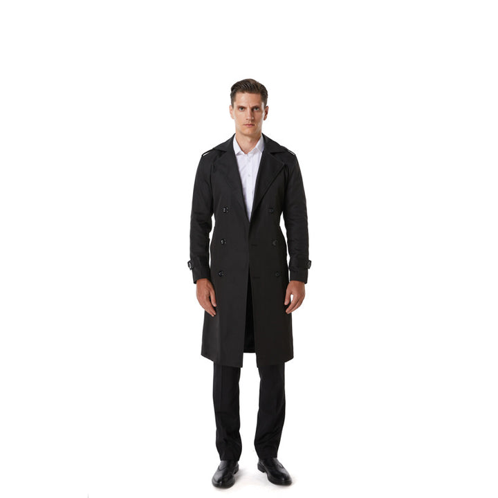 Herren Knielanger Trenchcoat im klassischen Doppelreiher mit Schulterklappen und Taillengürtel Echoarchiv