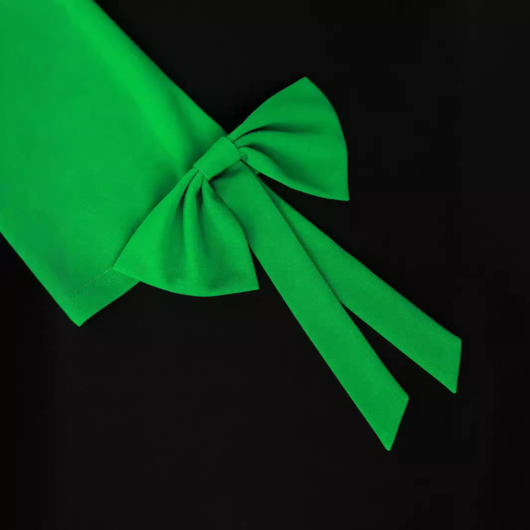 Damen Falten Kleid mit eleganter Kragen- und Ärmelgestaltung Echo Archiv