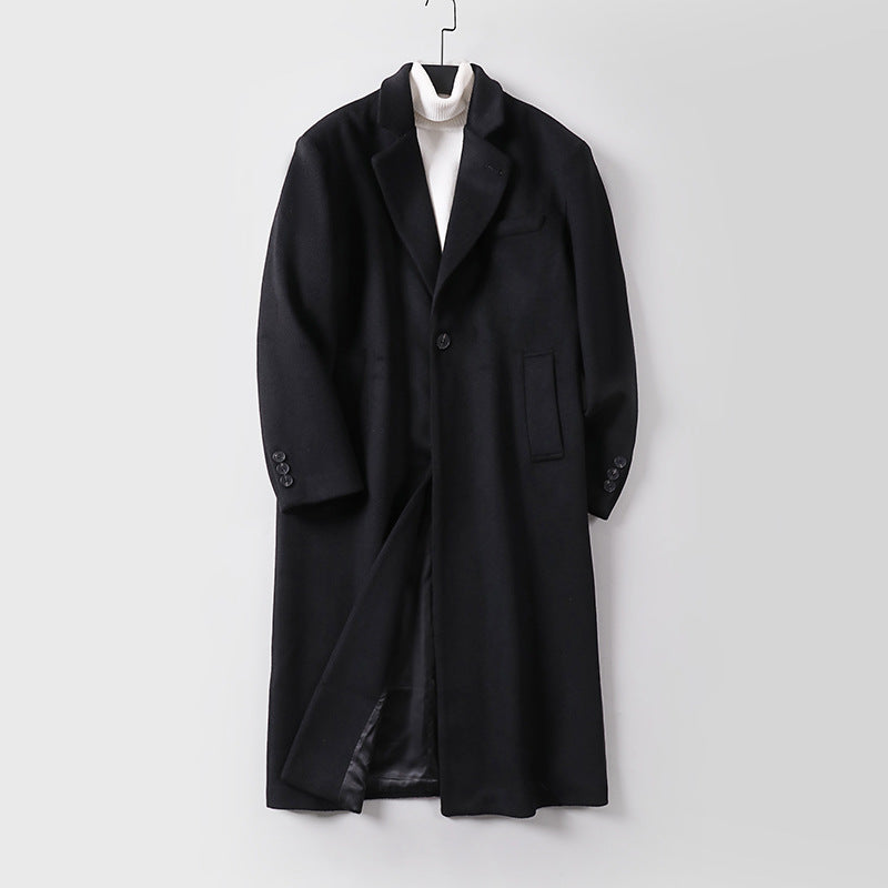 Herren Eleganter langer Einreiher-Wollmantel mit schmalem Revers und taillierter Silhouette Echoarchiv