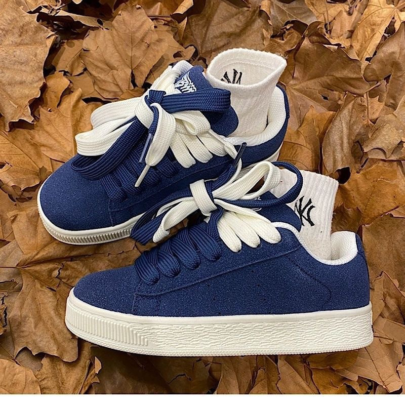 Damen Sportliche Sneakers mit Knotenschnürung und flexiblem Obermaterial Echo Archiv