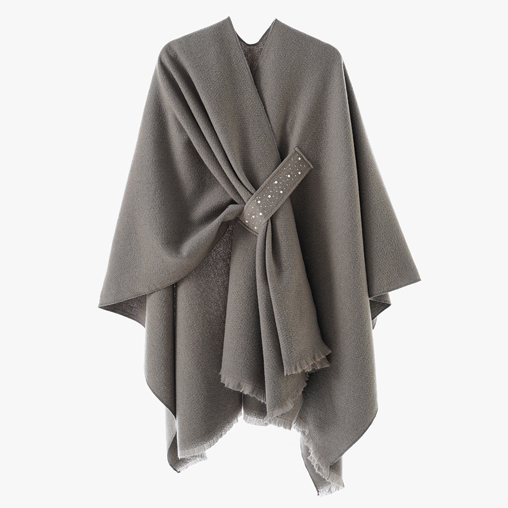 Damen Eleganter Wickel-Umhang aus Wollmischung mit Taillenschärpe und Fransensaum – Avérine