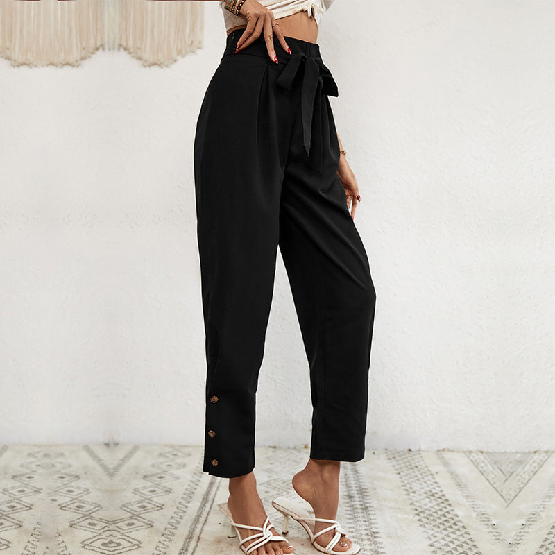 Damen Hochtaillierte Paperbag-Hose mit Bindegürtel, tapered Bein und Zierknopfleiste Echoarchiv