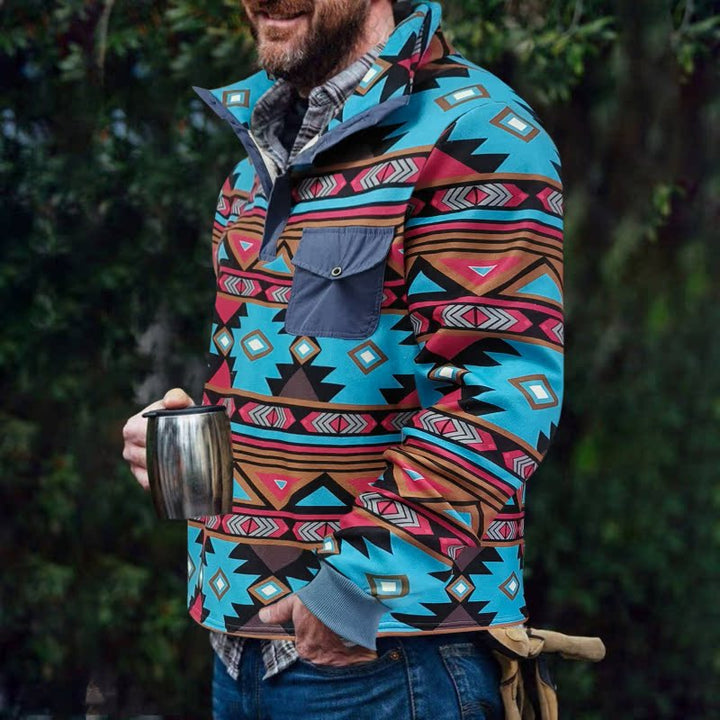Herren Pulloverjacke mit farbenfrohem, geometrischem Design und praktischer Brusttasche Echoarchiv
