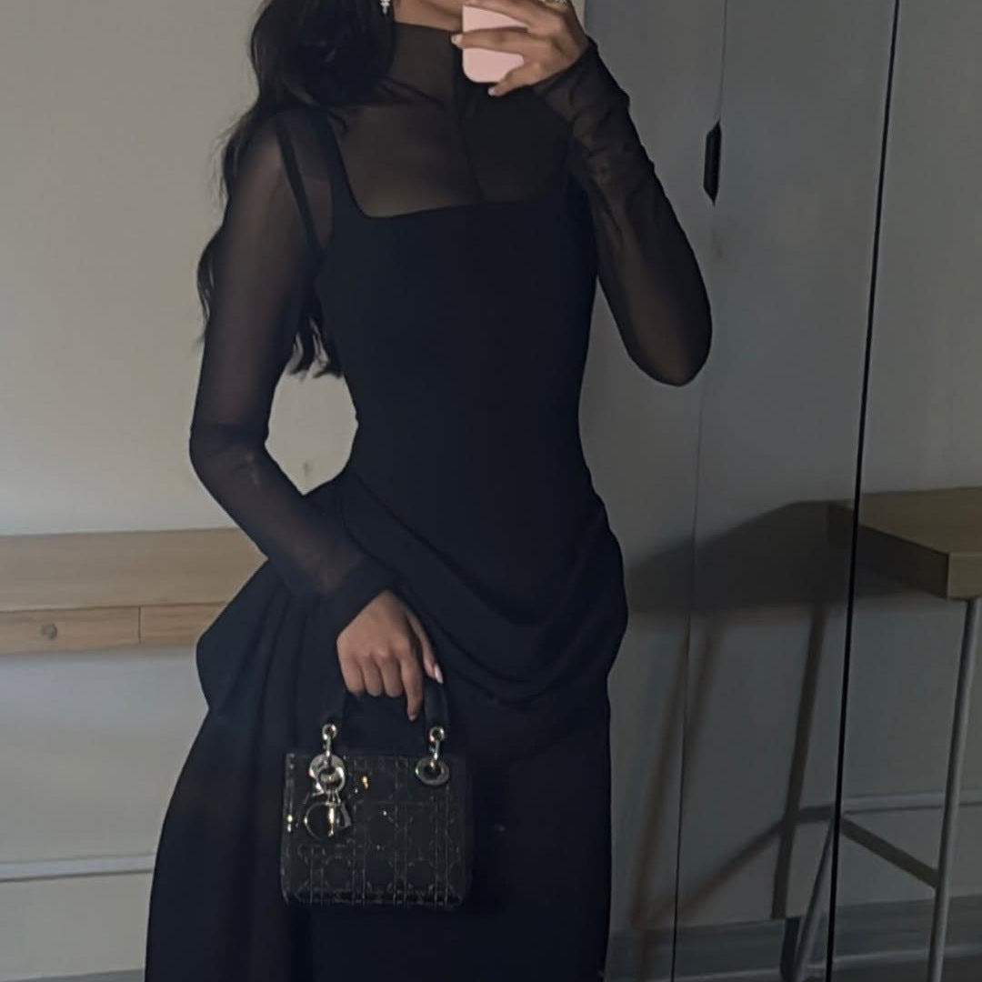 Damen Elegantes Maxikleid mit transparenten Ärmeln und drapiertem Rock Echo Archiv