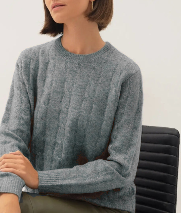 Damen Kabelstruktur‑Pullover im Zopfstrick mit Rundhalsausschnitt und nachhaltig weicher Wollmischung – Mavelle
