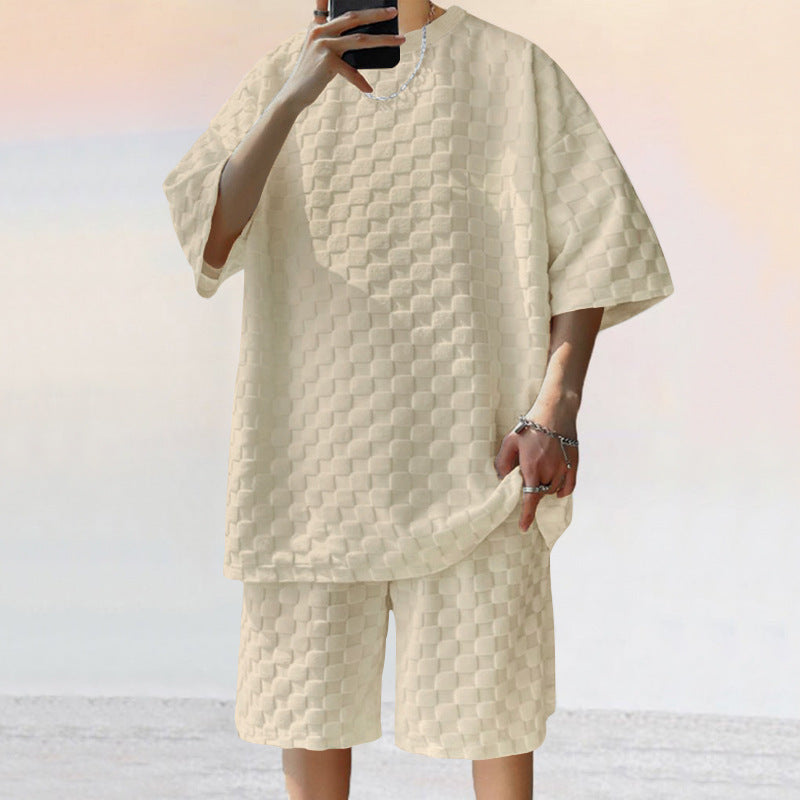 Herren lässiges Set aus T-Shirt und Shorts im Karomuster Echoarchiv