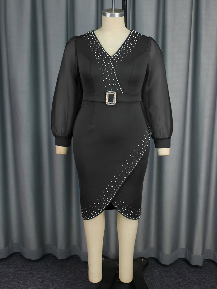 Damen Abendkleid mit eleganten Puffärmeln und funkelnden Applikationen Echo Archiv