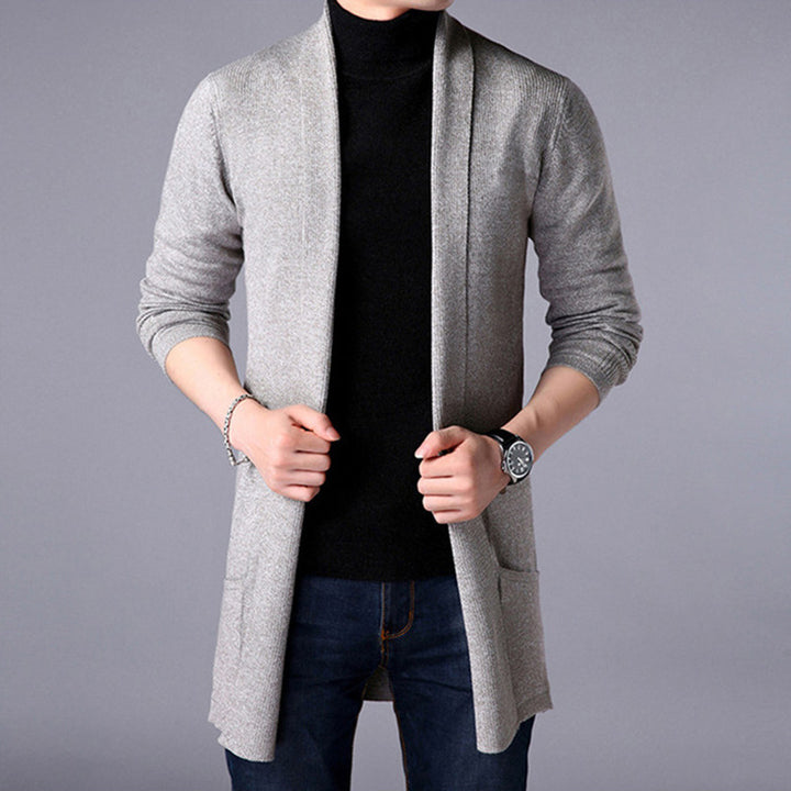 Herren Strickjacke mit offenem Schnitt und praktischem Taschen Echoarchiv