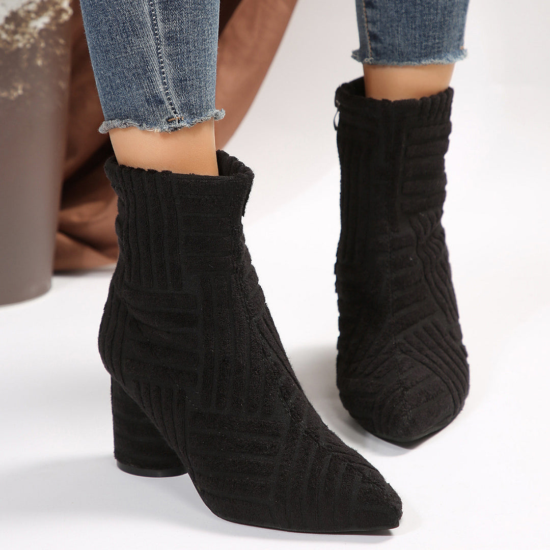 Damen Texturierte Ankleboots mit spitzer Schuhspitze und Blockabsatz Echoarchiv