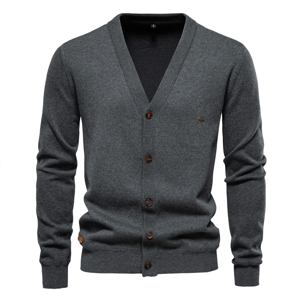 Herren Strickjacke mit V-Ausschnitt und modischen Holzknöpfen Echoarchiv