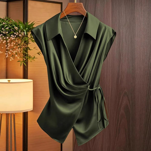 Damen Bluse mit eleganter Wickeloptik und fließendem Satinfall Echo Archiv