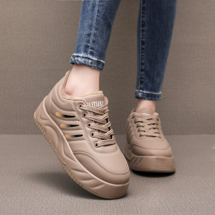 Damen sportliche Sneaker mit rutschfestem Profil und wärmendem Innenfutter Echo Archiv