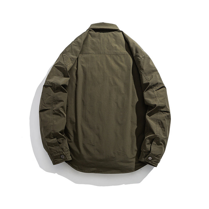 Herren Leicht wattierte Overshirt-Jacke mit Hemdkragen und Druckknopfblende Echoarchiv