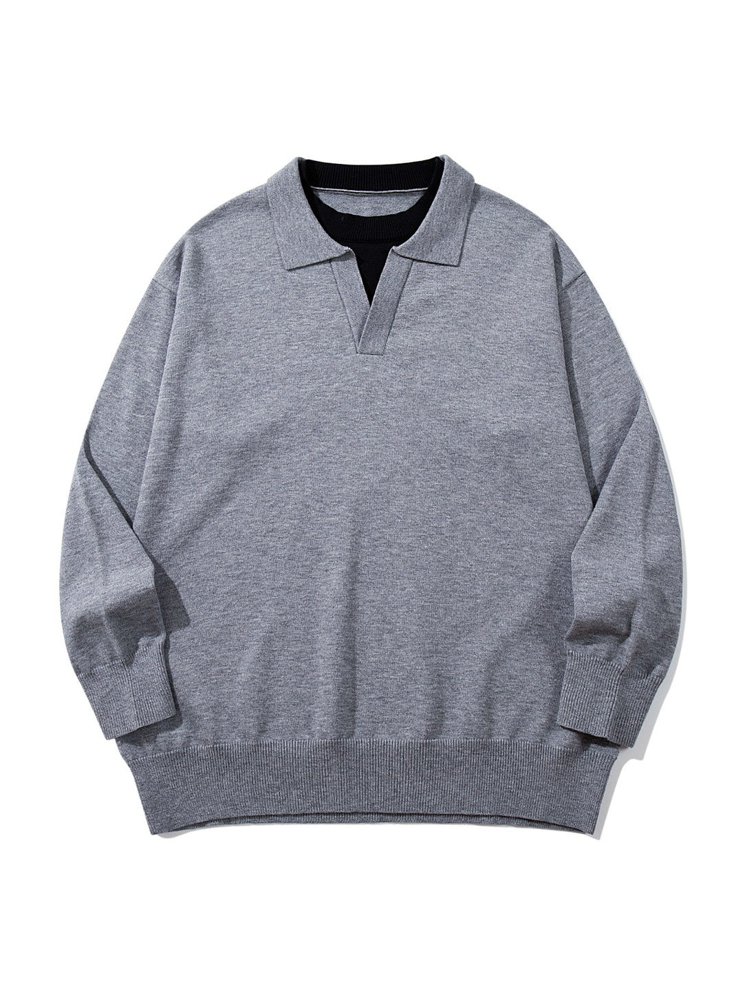 Unisex Feinstrick-Polo mit V‑Ausschnitt‑Cutout und integriertem Rollkragen-Layer Echoarchiv