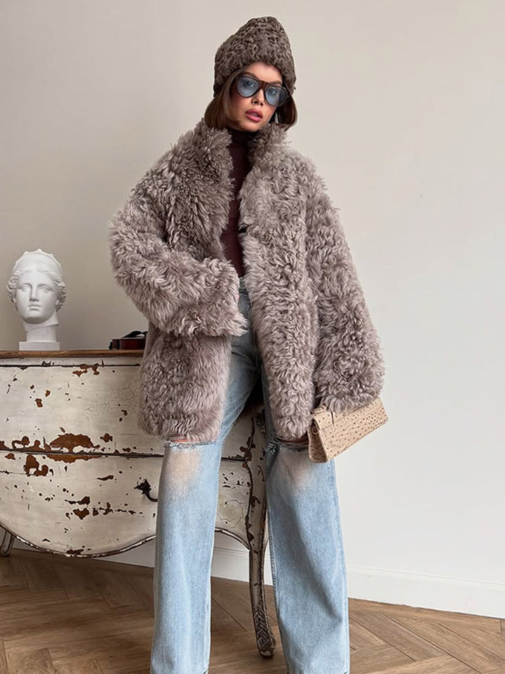Damen Oversize Kunstfell‑Mantel mit lockiger Teddy‑Optik und weiter Boxy‑Silhouette Echoarchiv