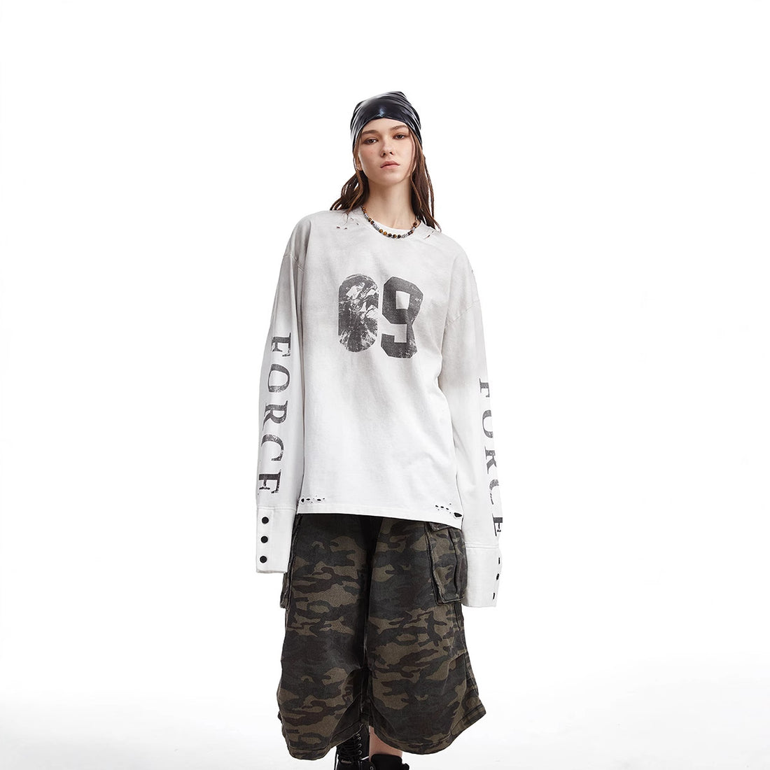 Herren Oversize-Longsleeve-Sweatshirt mit Print, verlängerten Manschetten und Used-Details Echoarchiv
