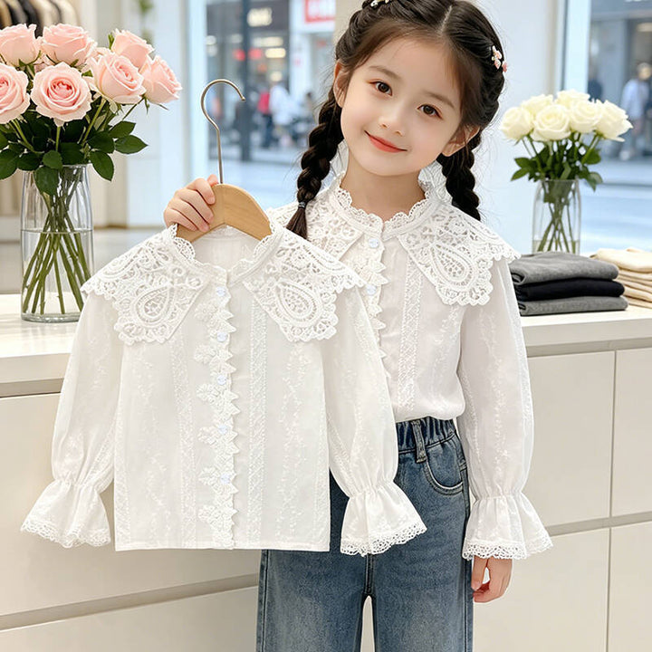 Mädchen elegante Bluse mit Rüschenkragen und Spitzenakzenten Echo Archiv