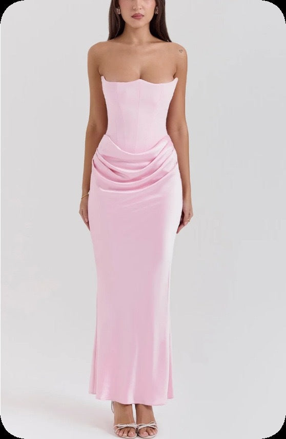 Damen Figurumspielendes Maxikleid mit raffinierter Raffung Echo Archiv