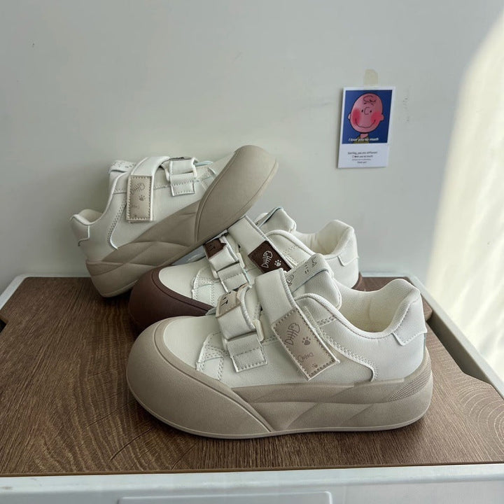 Damen Bequeme Sneaker mit praktischen Klettverschlüssen Echo Archiv