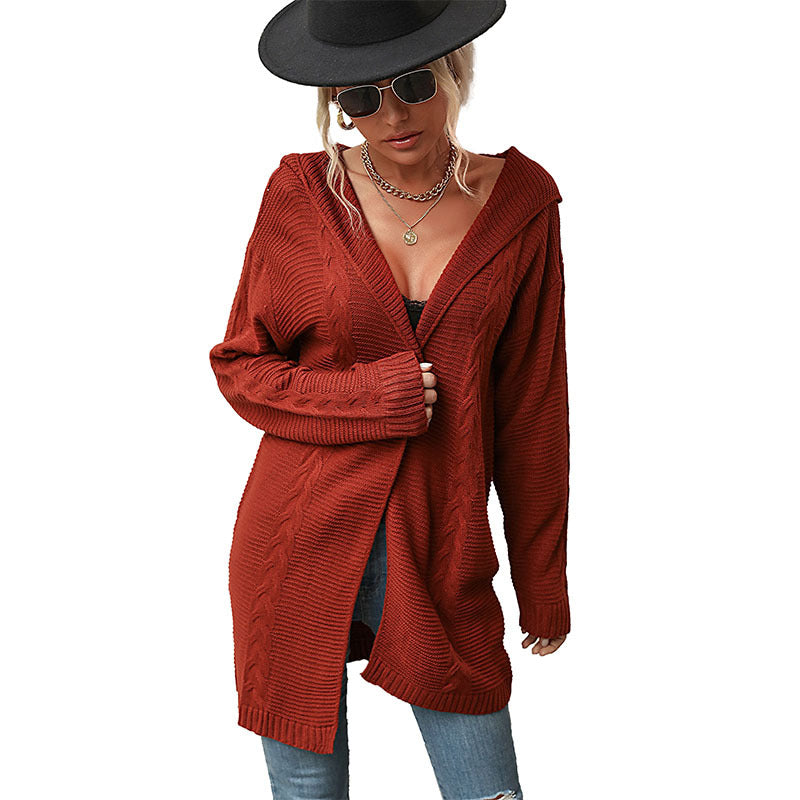 Damen Lange Strickjacke im Feinstrick mit Zopfmuster und lässiger Longline‑Passform – Veloura