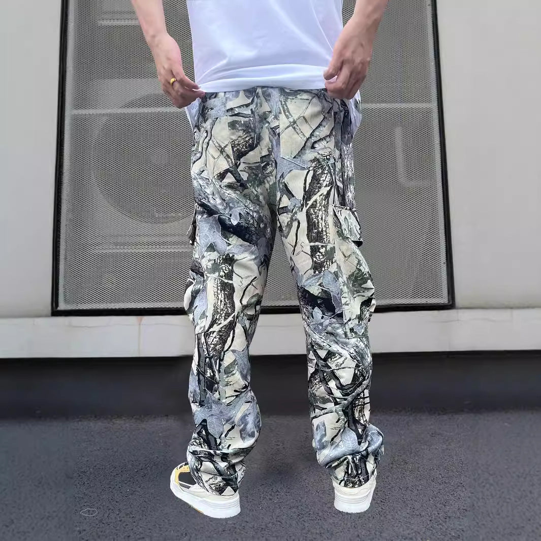 Herren Cargo-Hose im modernen Camouflage-Design mit elastischem Bund und mehreren Taschen Echoarchiv