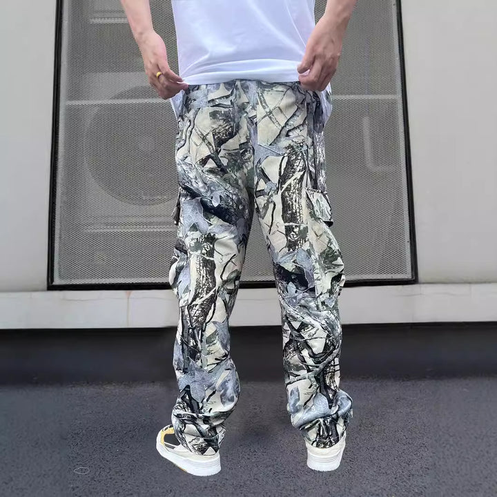 Herren Cargo-Hose im modernen Camouflage-Design mit elastischem Bund und mehreren Taschen Echoarchiv