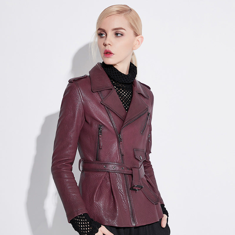 Damen Stylische Lederbikerjacke mit tailliertem Schnitt Echo Archiv