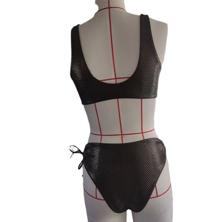 Damen eleganter Bikini mit floraler Applikation Echo Archiv