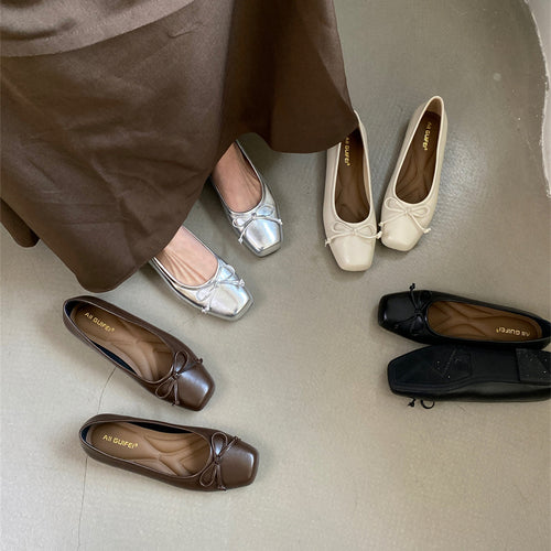 Damen klassisch geschnittene Ballerinas mit zierlichem Schleifenakzent und komfortabler Fußbettung Echoarchiv