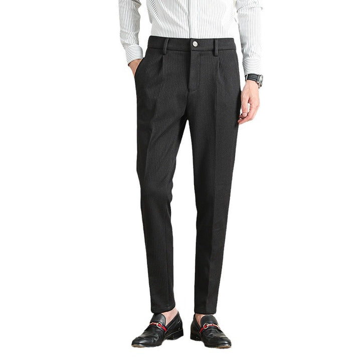 Herren Moderne Business-Hose mit eleganter Nadelstreifenoptik Echoarchiv