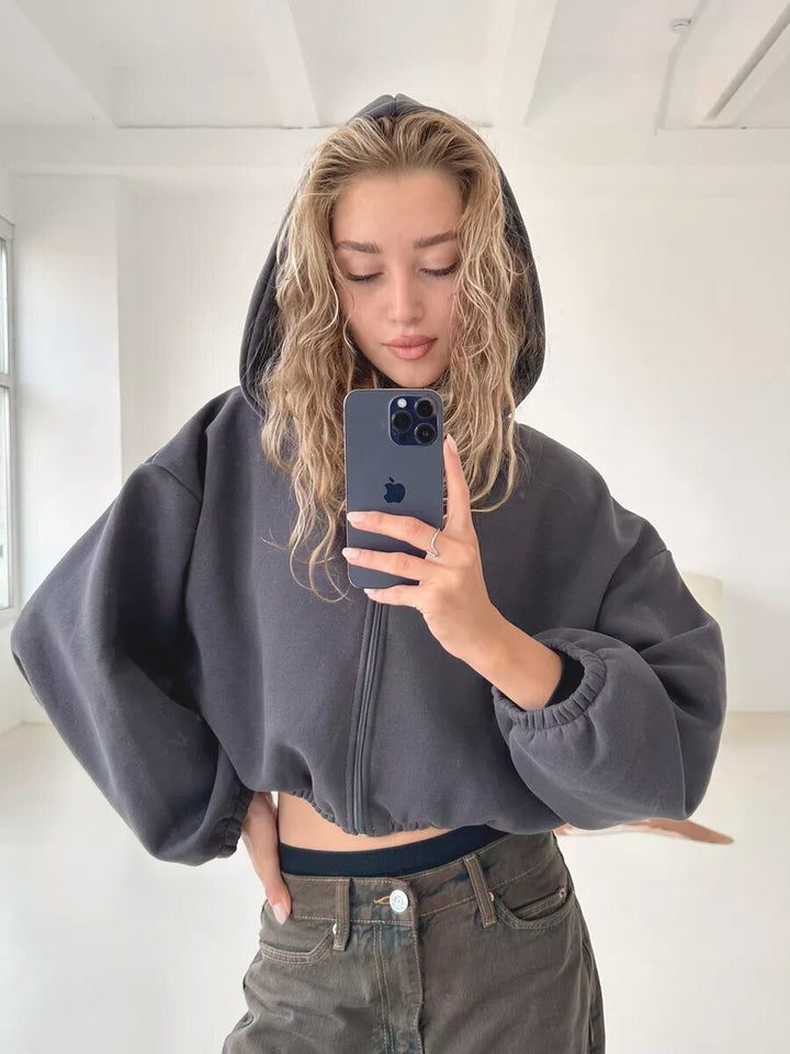 Damen nan oversized Kapuzenjacke kurz geschnitten mit elastischem Saum und Ballonärmeln Echo Archiv