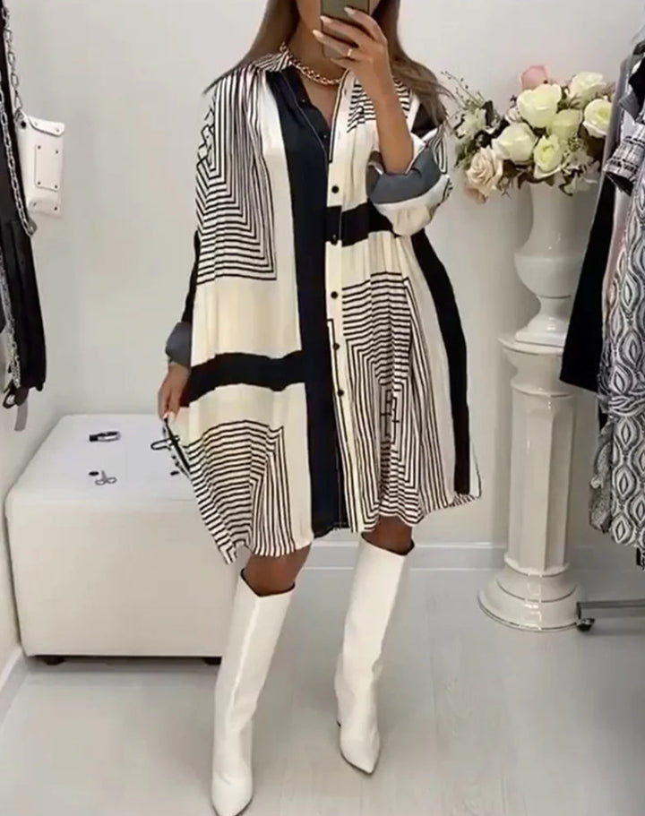 Damen nan knieumspielendes A-Linien-Hemdblusenkleid mit grafischem Linienprint, verdeckter Knopfleiste und oversized Manschetten Echo Archiv